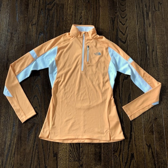 The North Face Women’s S Pale Orange/White FlashDry 1/4 Zip Athletic Jacket - Picture 1 of 12